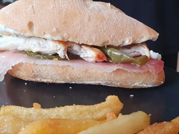 Serranito de pollo
